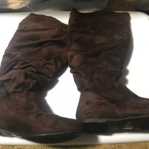 Brown boots